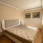 Cagnes-sur-mer, 50m De La Mer, Au Calme Appartement *