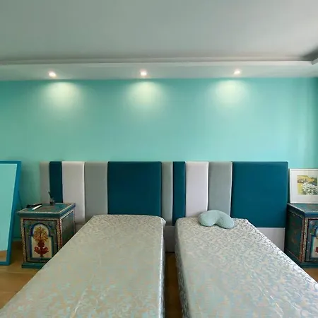 Cagnes-sur-mer, 50m De La Mer, Au Calme 公寓