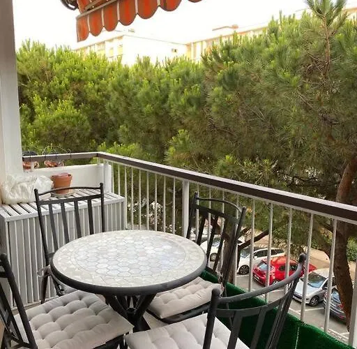 Cagnes-sur-mer, 50m De La Mer, Au Calme