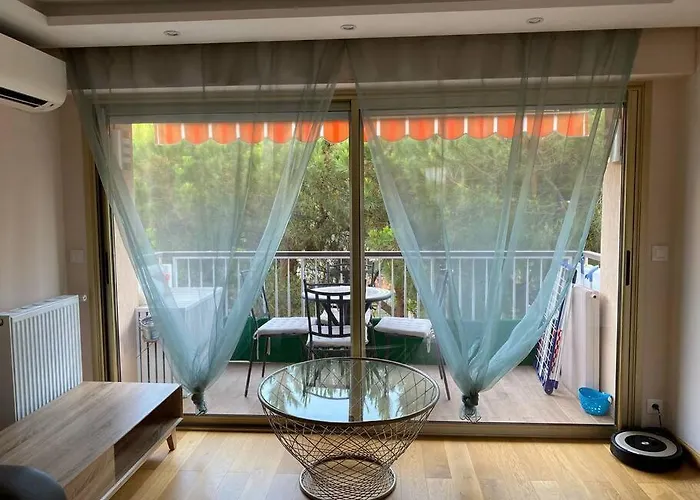 Cagnes-sur-mer, 50m De La Mer, Au Calme *